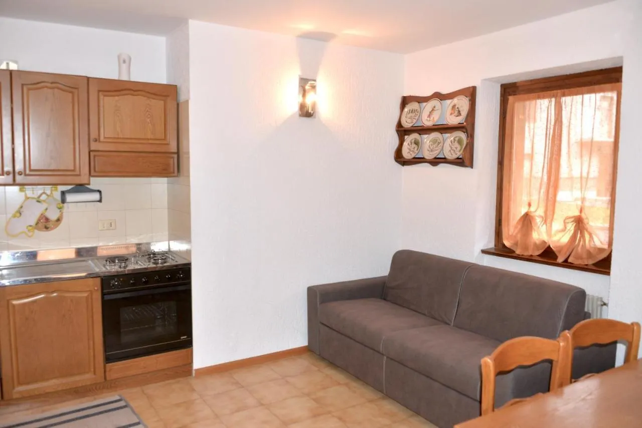 Residenza Rasin Изолачча Апартаменты